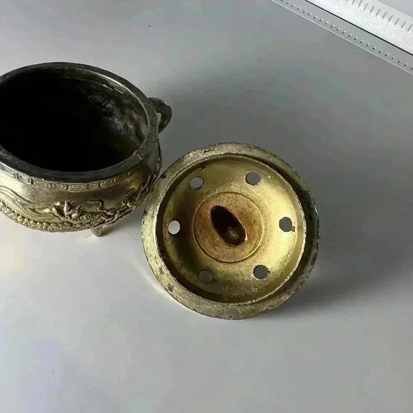 Vintage Gold Metal Incense Burner Japan Foo Dog Dragon 2” Mini Lidded Lid - Picture 6 of 8